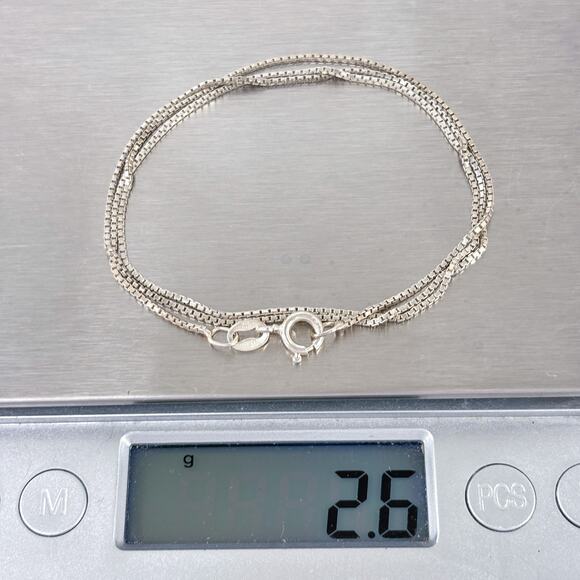 Italian Box Chain | LUC Sterling Silver 925 Necklace 18.75" - Picture 3 of 7